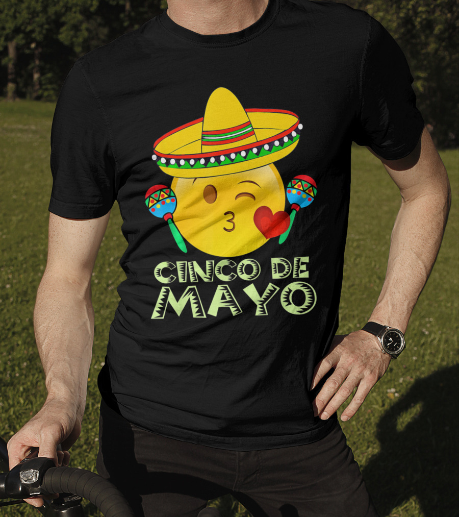 Cinco De Mayo Emoji Sombrero Maracas Kids Women Kisses T-Shirt