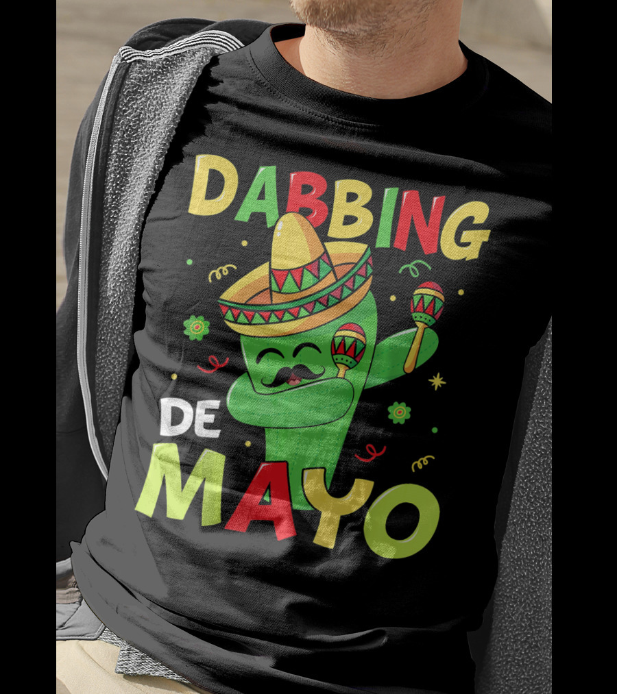 Dabbing Cactus Cinco De Mayo Sombrero Maracas T-Shirt