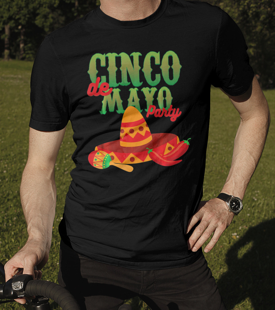 Cinco De Mayo Party Sombrero Maracas Peppers T-Shirt