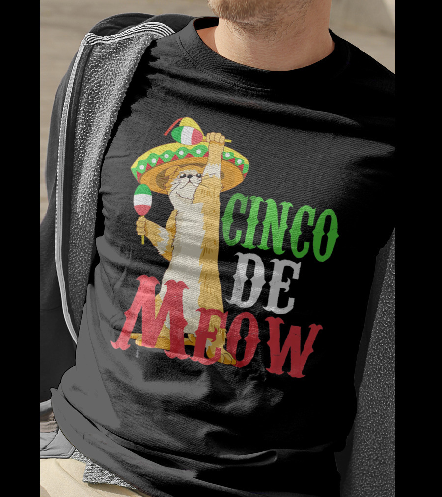 Cinco De Mayo Cinco De Meow Cat Sombrero Maracas T-Shirt