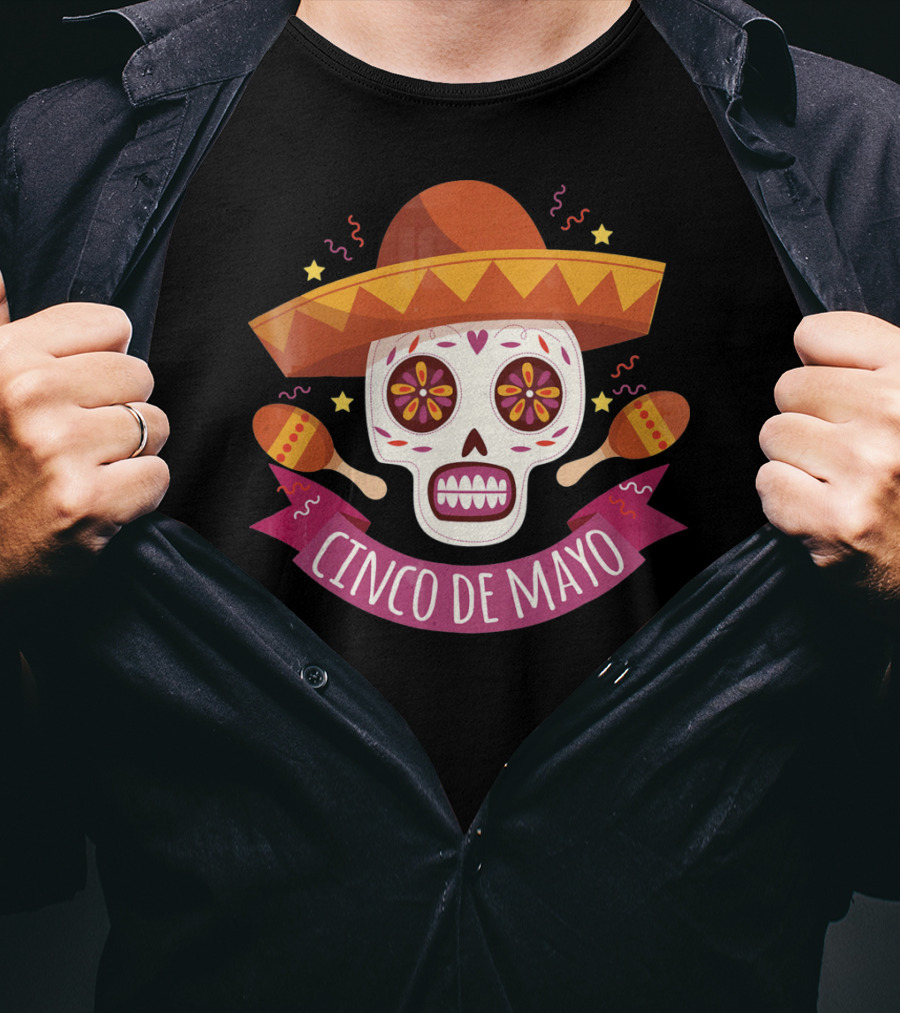 Cinco De Mayo Mexican Skull With Sombrero And Maracas T-Shirt