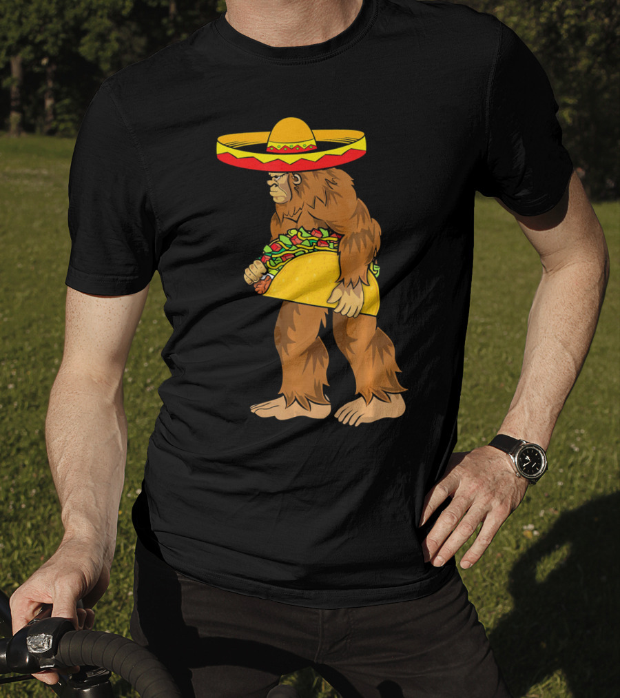 Bigfoot Carrying Taco Sombrero Cinco De Mayo T-Shirt