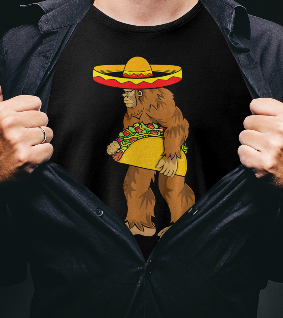 Bigfoot Carrying Taco Sombrero Cinco De Mayo T-Shirt