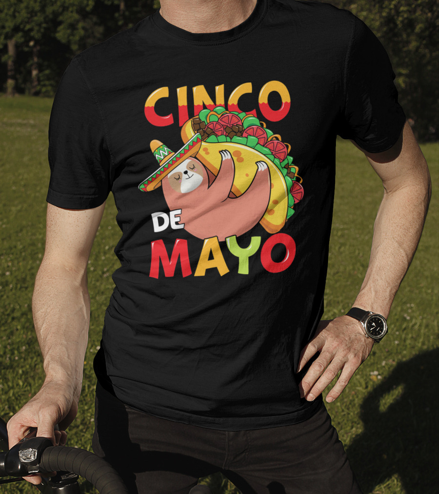 Cinco De Mayo Sloth With Sombrero And Taco T-Shirt