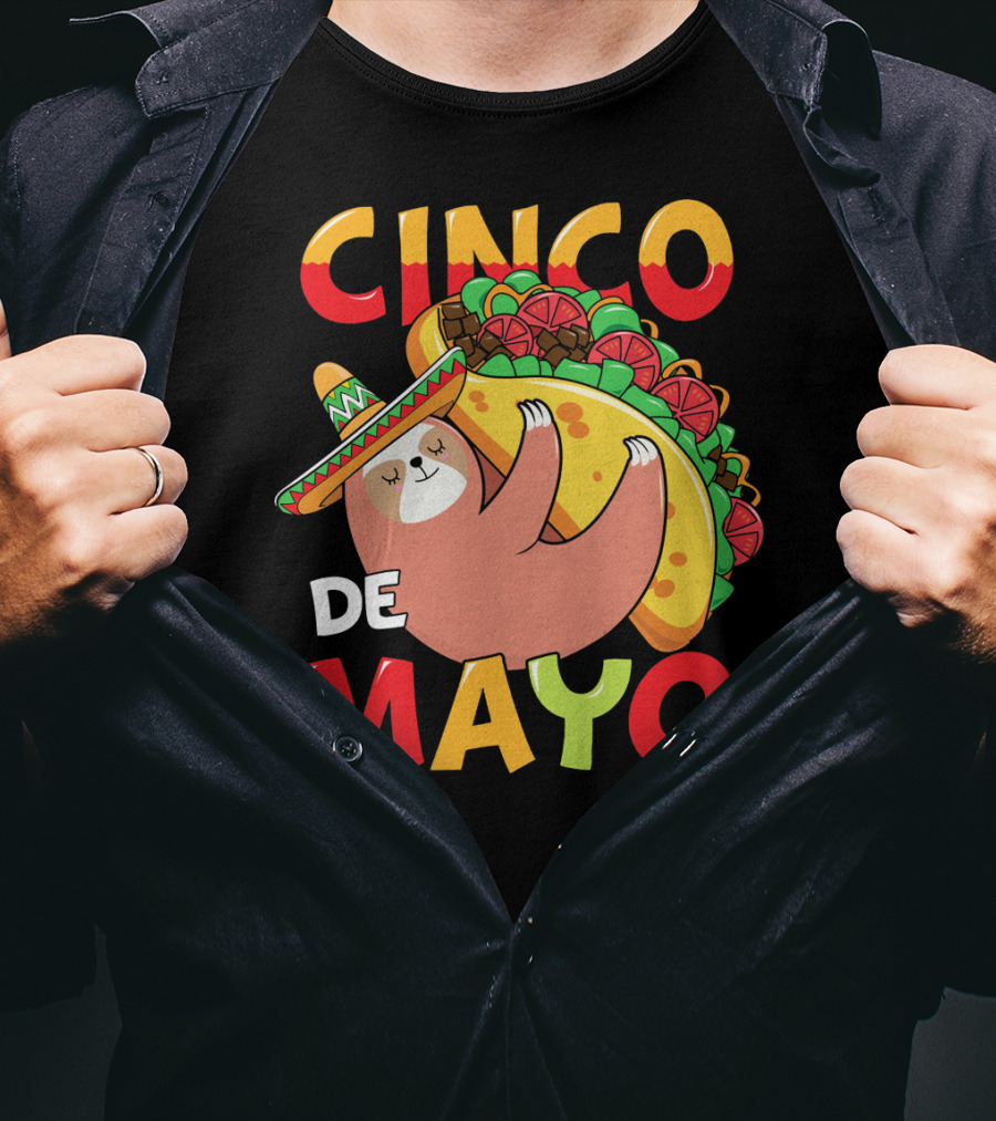 Cinco De Mayo Sloth With Sombrero And Taco T-Shirt