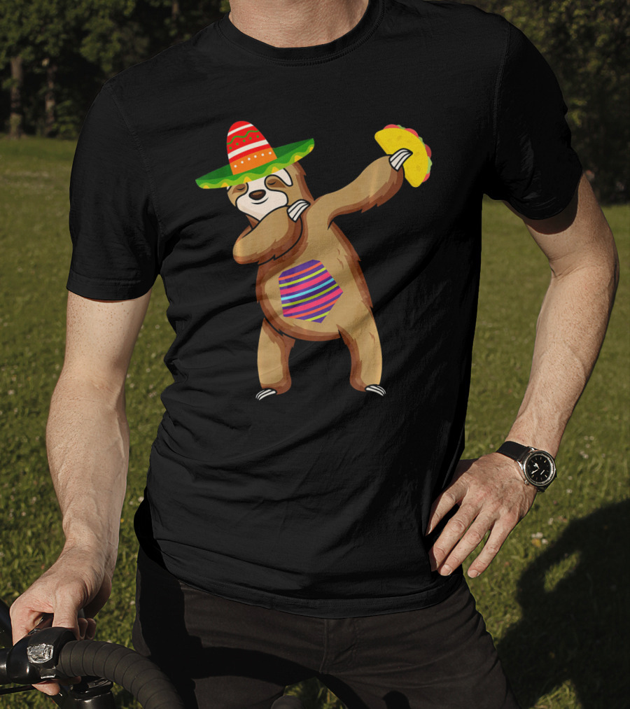 Sombrero Sloth Dabbing With Tacos For Cinco De Mayo T-Shirt