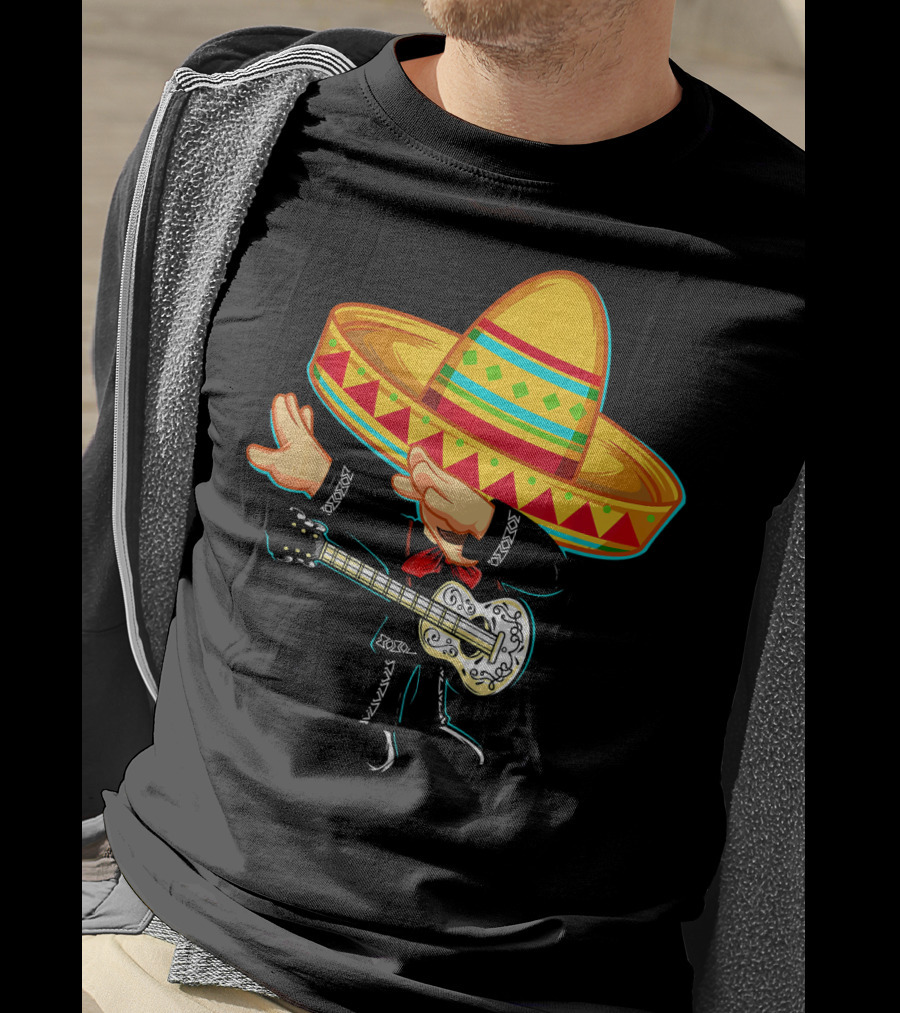 Dabbing Mexican Mariachi With Guitar Sombrero Cinco De Mayo T-Shirt