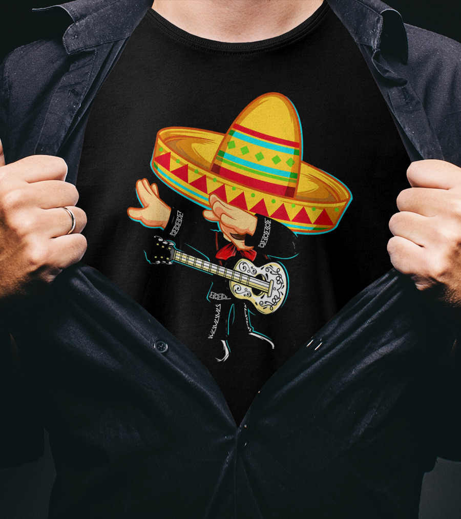 Dabbing Mexican Mariachi With Guitar Sombrero Cinco De Mayo T-Shirt