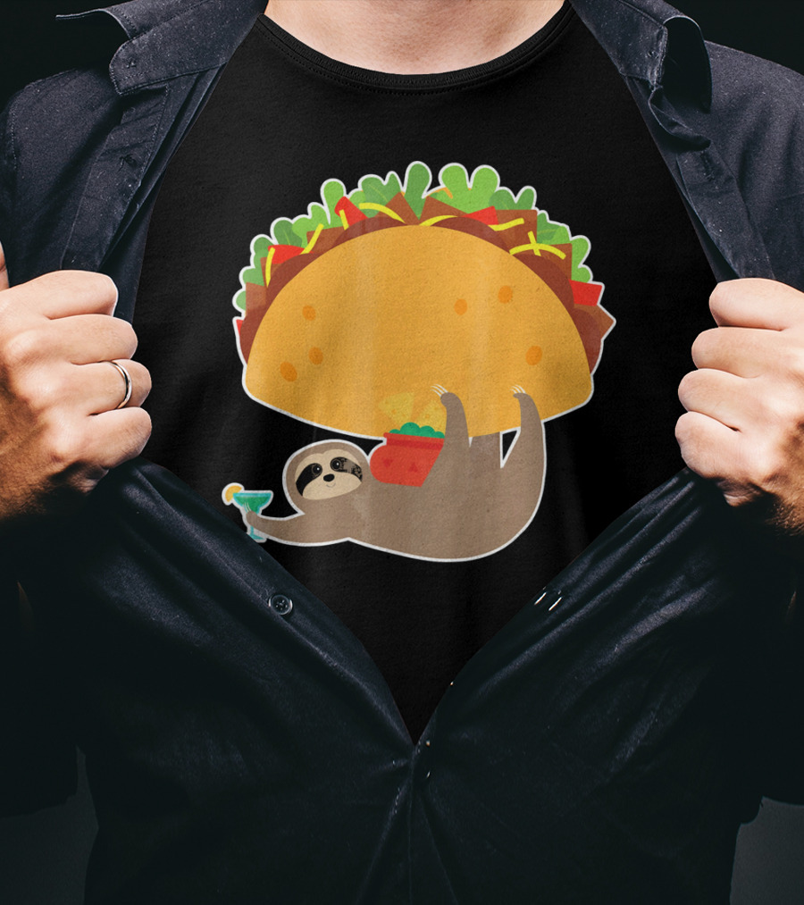 Funny Cinco De Mayo Sloth Taco Holding Margarita T-Shirt