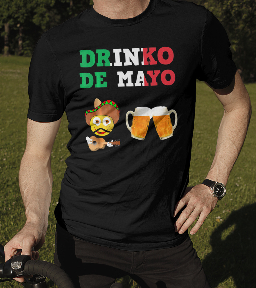 Drinko De Mayo Sombrero Guitar Emoji Beer Mugs T-Shirt