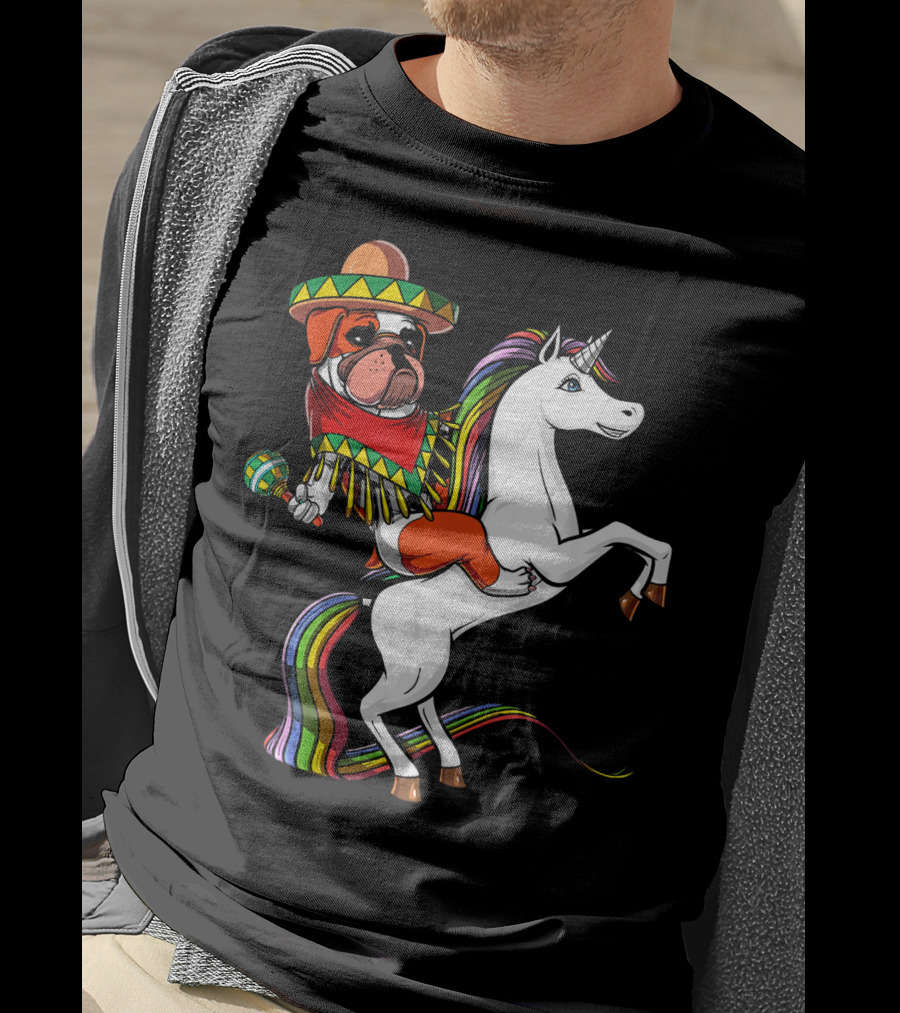 English Bulldog Riding Unicorn Cinco De Mayo Fiesta Hat And Maracas T-Shirt