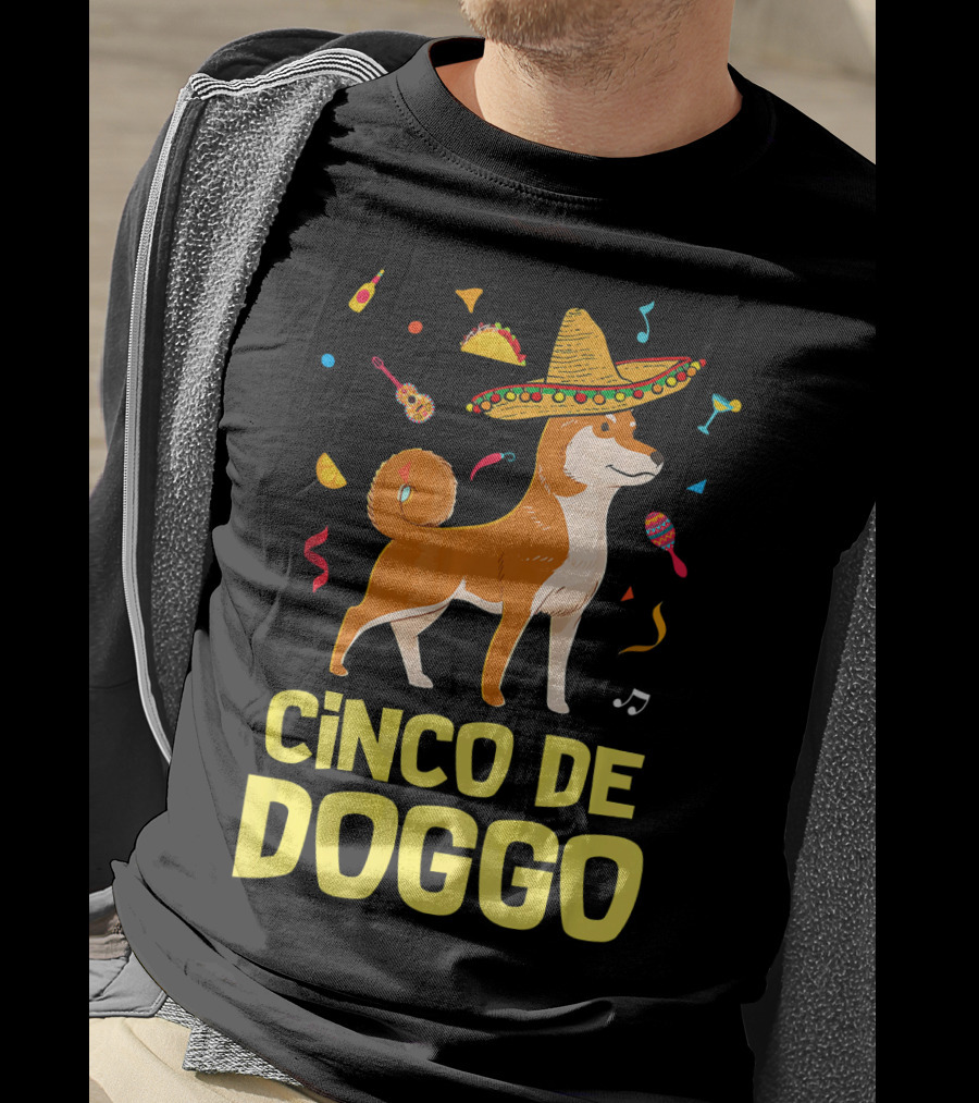 Funny Taco Sombrero Shiba Inu Doggo Cinco De Doggo T-Shirt