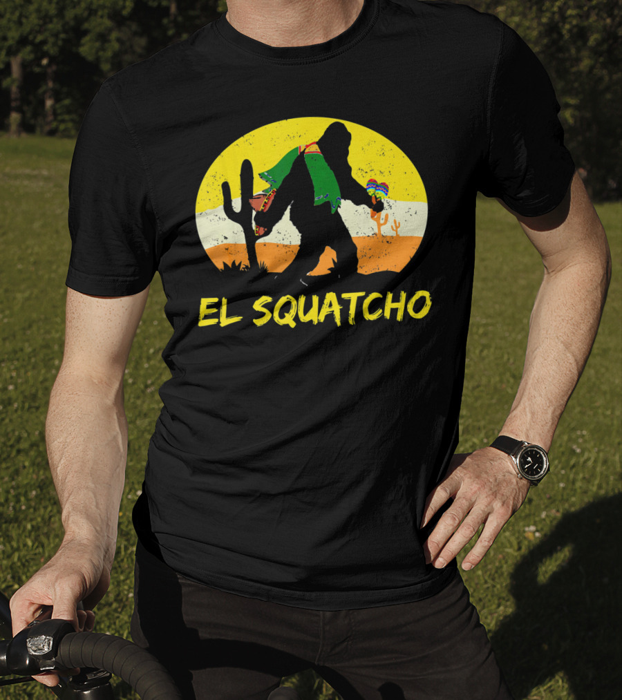 El Squatcho Bigfoot Cinco De Mayo Cactus Desert Scene T-Shirt