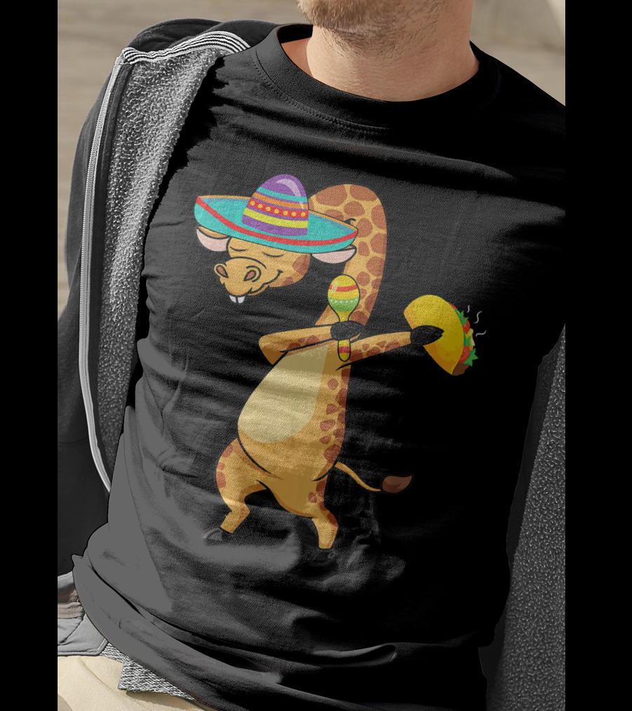 Cinco De Mayo Giraffe Dabbing With Taco And Sombrero T-Shirt