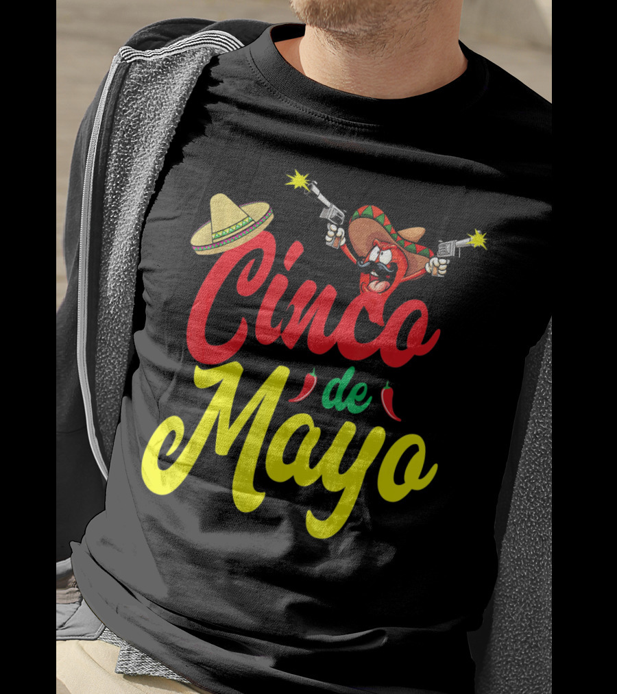 Cinco De Mayo Mexican Party Fiesta Sombrero Chili Pistols T-Shirt