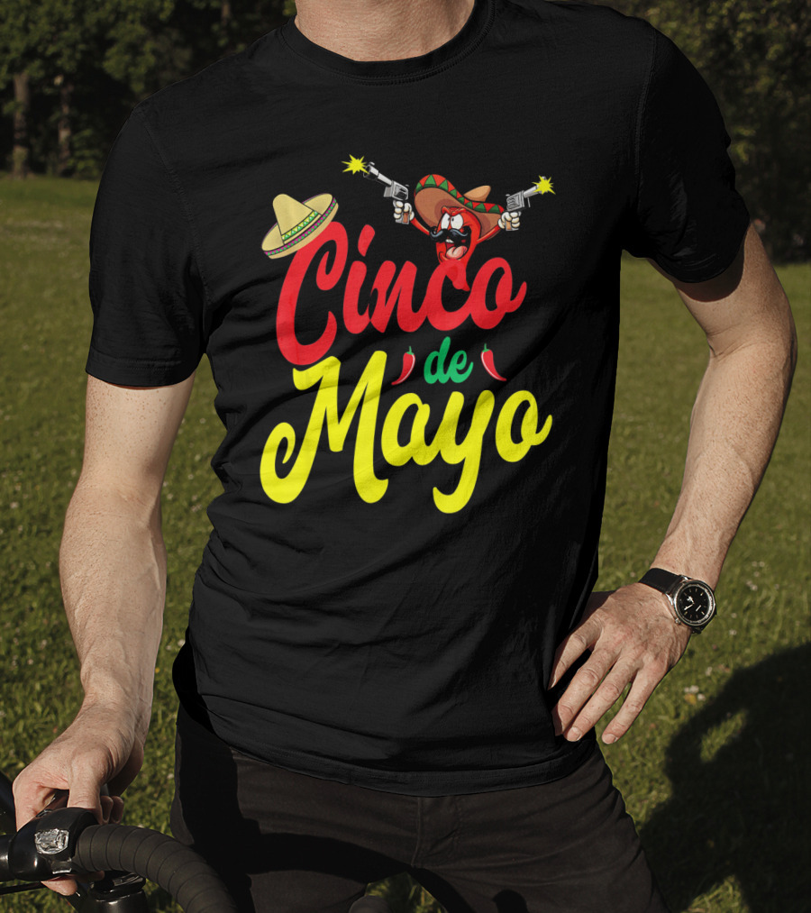 Cinco De Mayo Mexican Party Fiesta Sombrero Chili Pistols T-Shirt