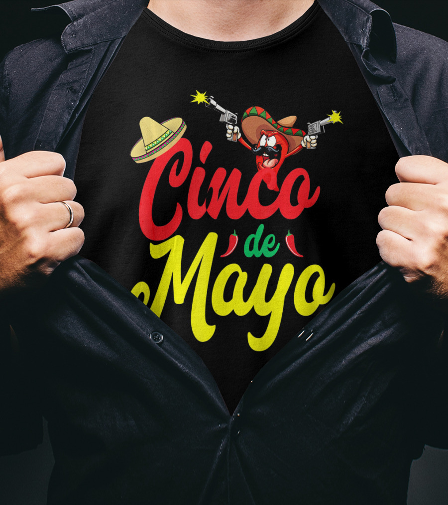 Cinco De Mayo Mexican Party Fiesta Sombrero Chili Pistols T-Shirt