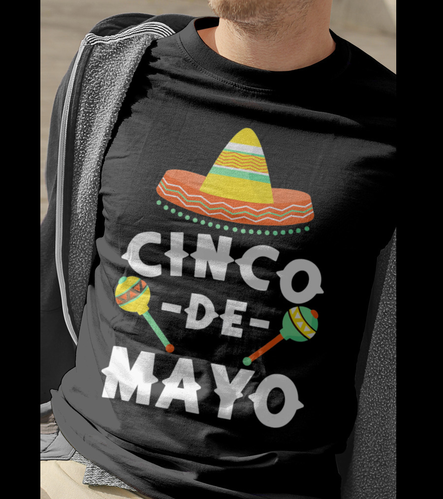 Cinco De Mayo Sombrero And Maracas T-Shirt
