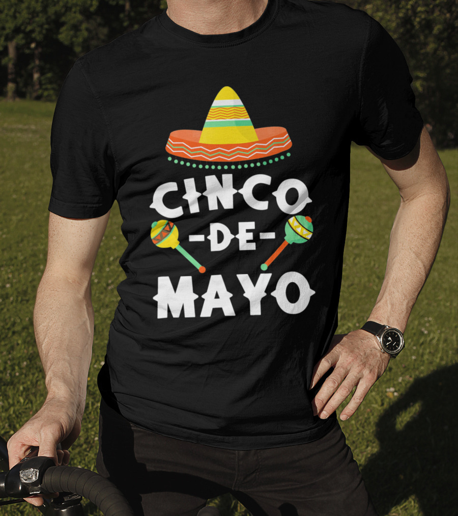 Cinco De Mayo Sombrero And Maracas T-Shirt