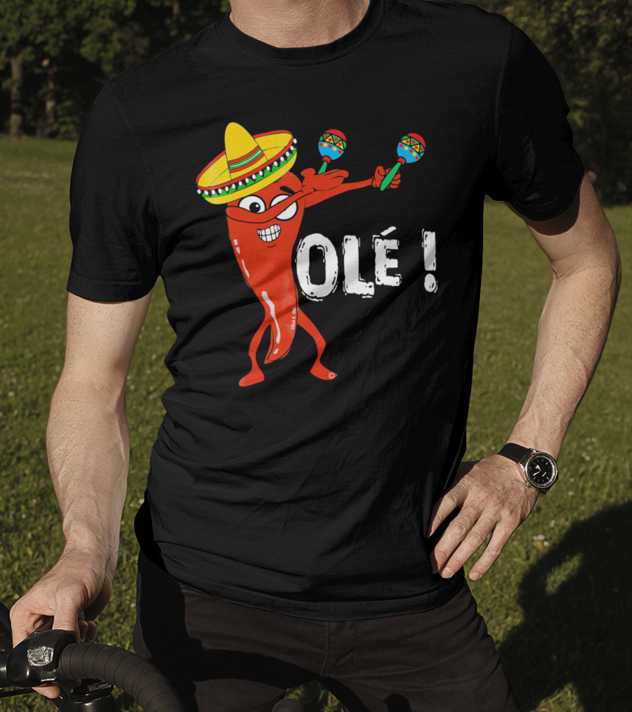 Olé Cinco De Mayo Dancing Chili With Sombrero And Maracas T-Shirt