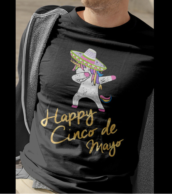Happy Cinco De Mayo Dabbing Unicorn With Sombrero T-Shirt
