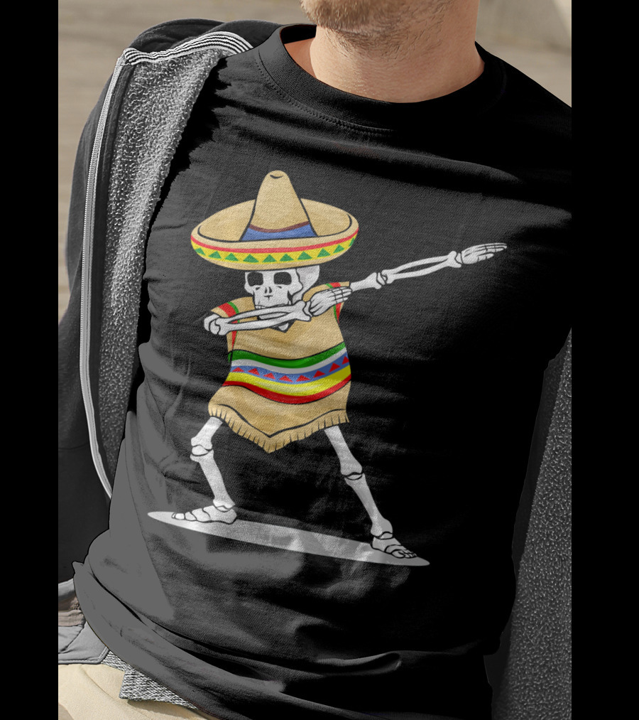 Cinco De Mayo Dabbing Skeleton Sombrero Poncho T-Shirt