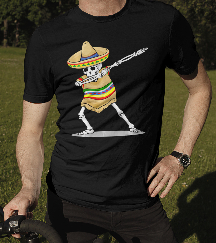 Cinco De Mayo Dabbing Skeleton Sombrero Poncho T-Shirt