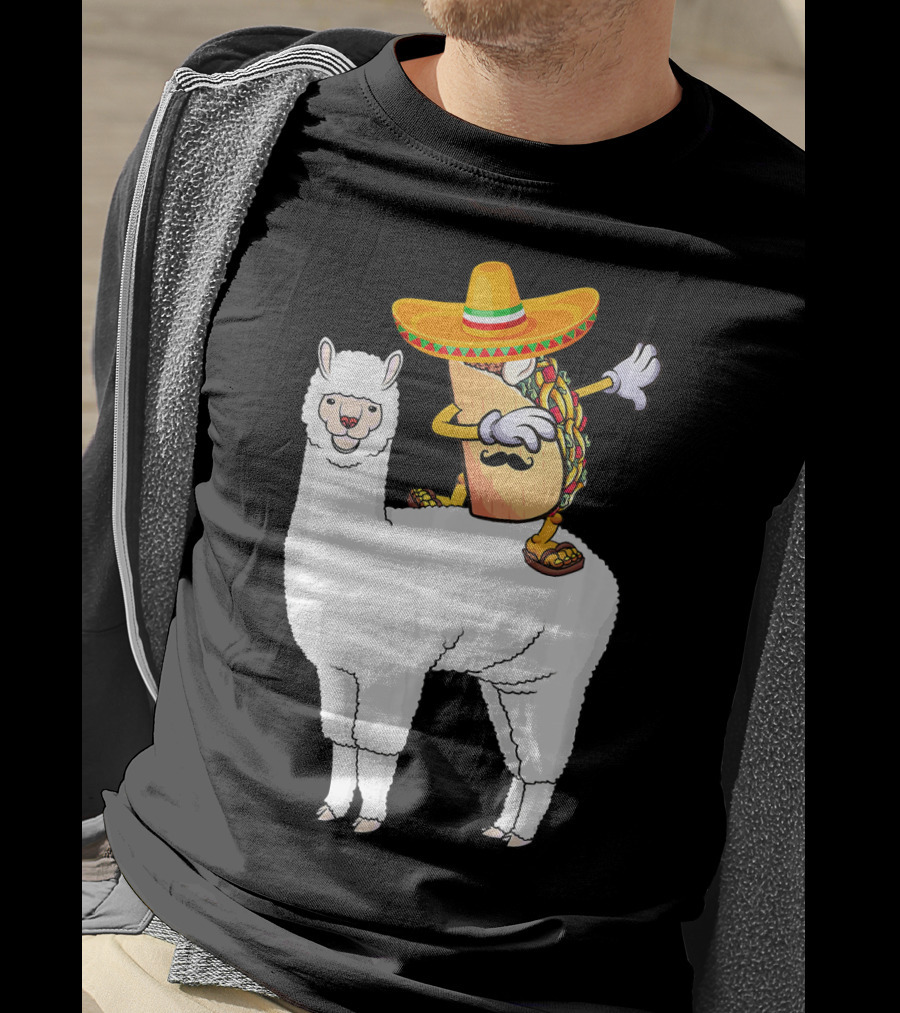 Dabbing Taco With Sombrero On Llama T-Shirt