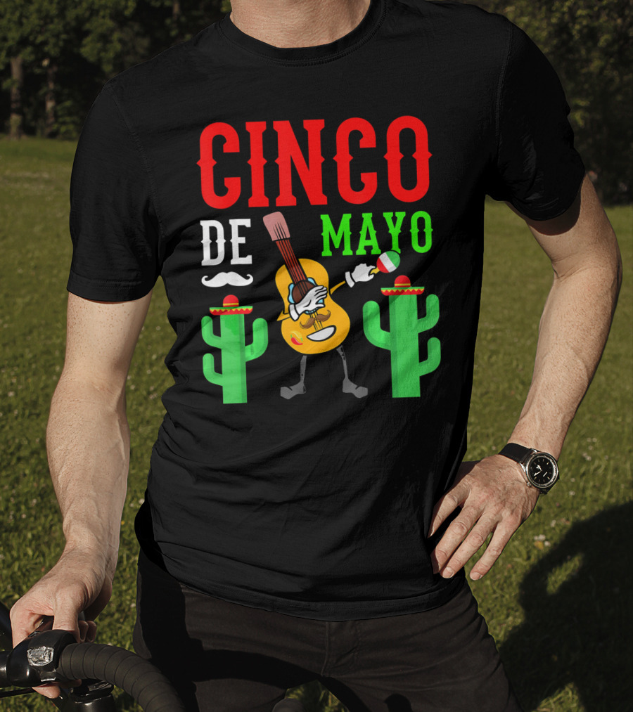 Cinco De Mayo Dabbing Guitar With Cactus And Mustache T-Shirt
