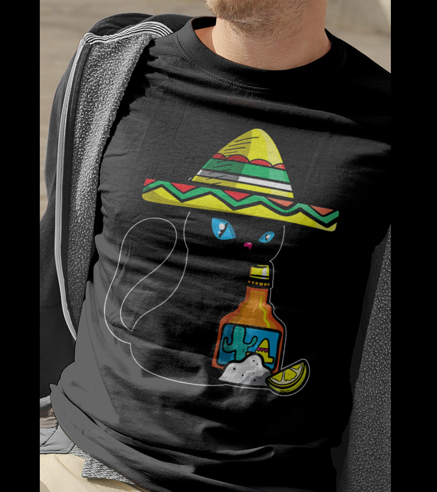 Cinco De Mayo Women With Cat In Sombrero Holding Tequila And Lime T-Shirt