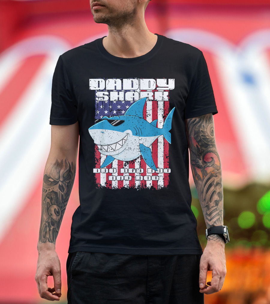Daddy Shark Doo Doo Doo American Flag T-Shirt