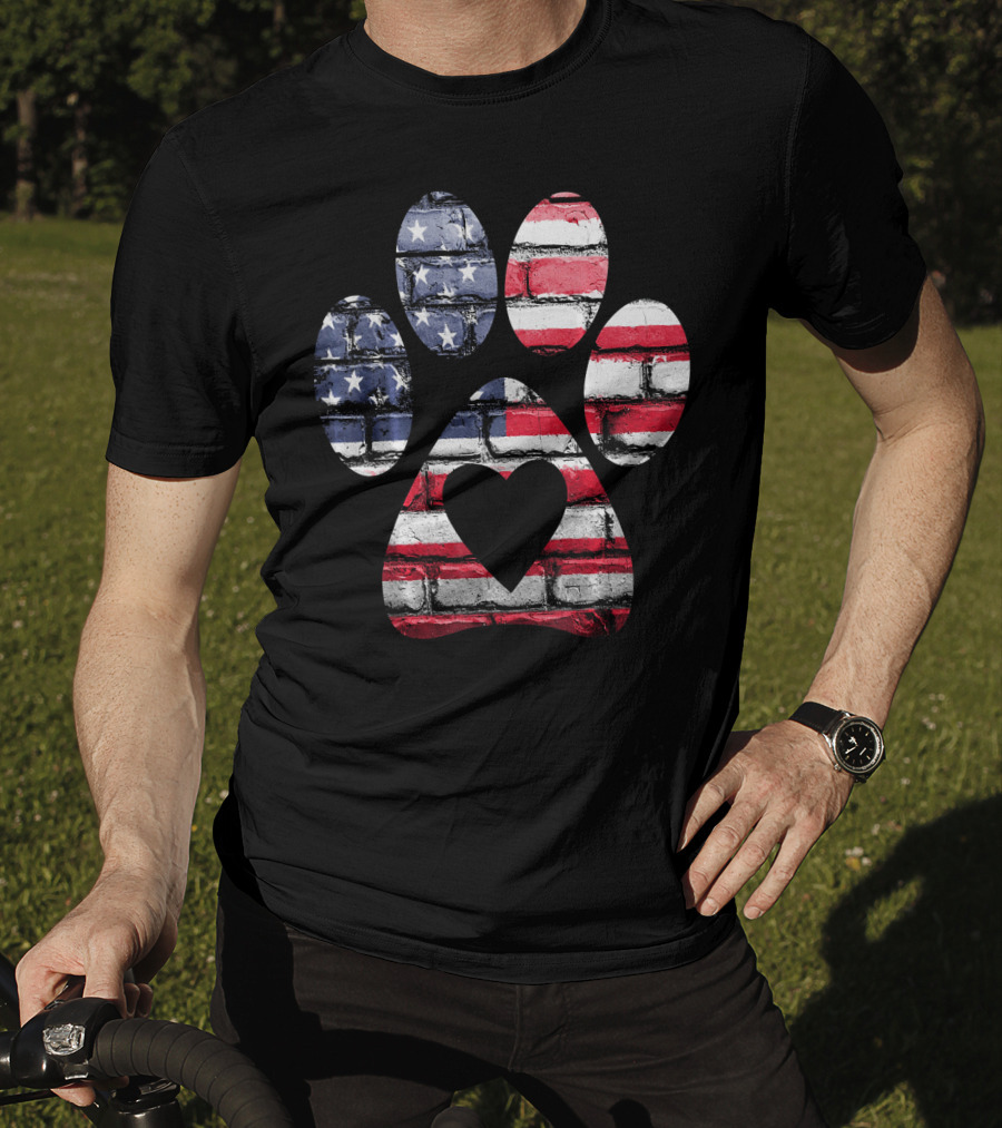 Patriotic Dog Paw With American Flag Heart T-Shirt