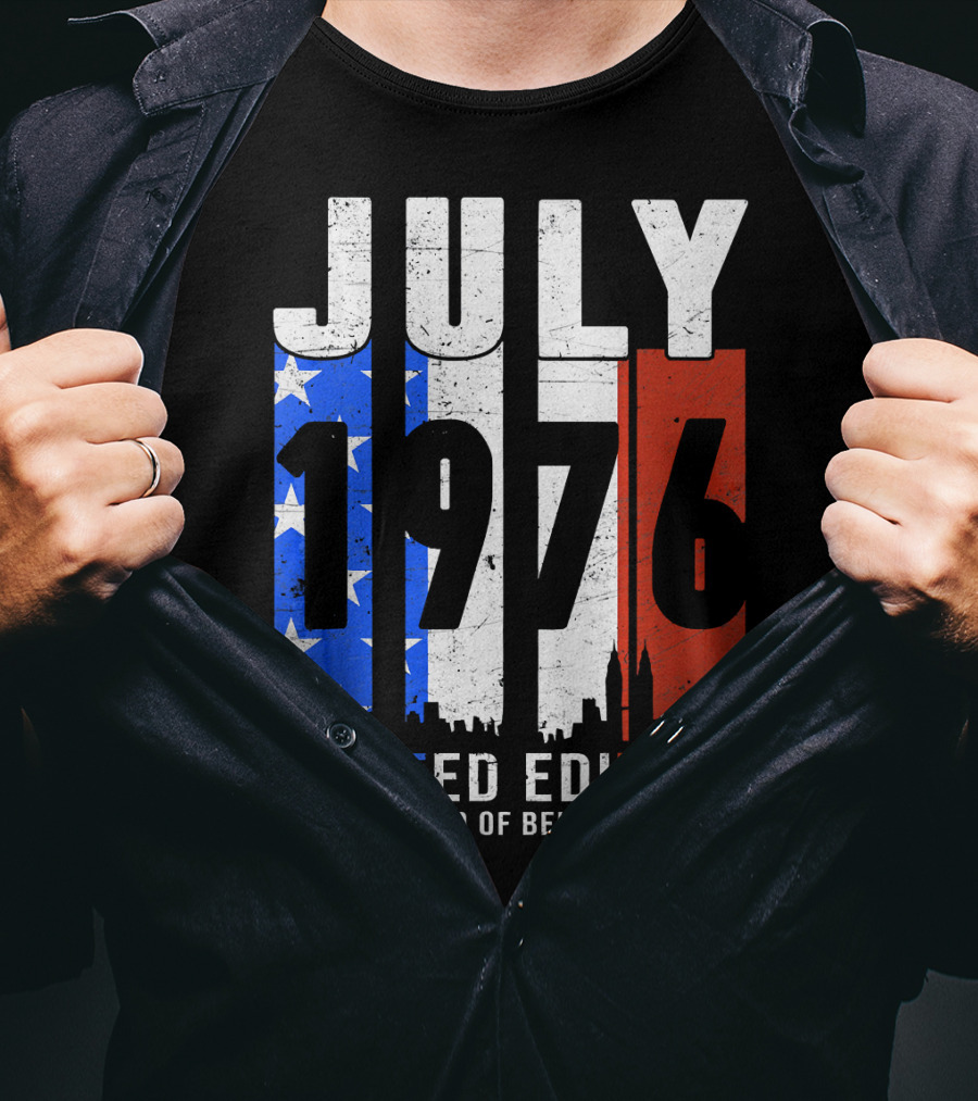 July 1976 American Flag 43 Years Old Of Being Awesome T-Shirt