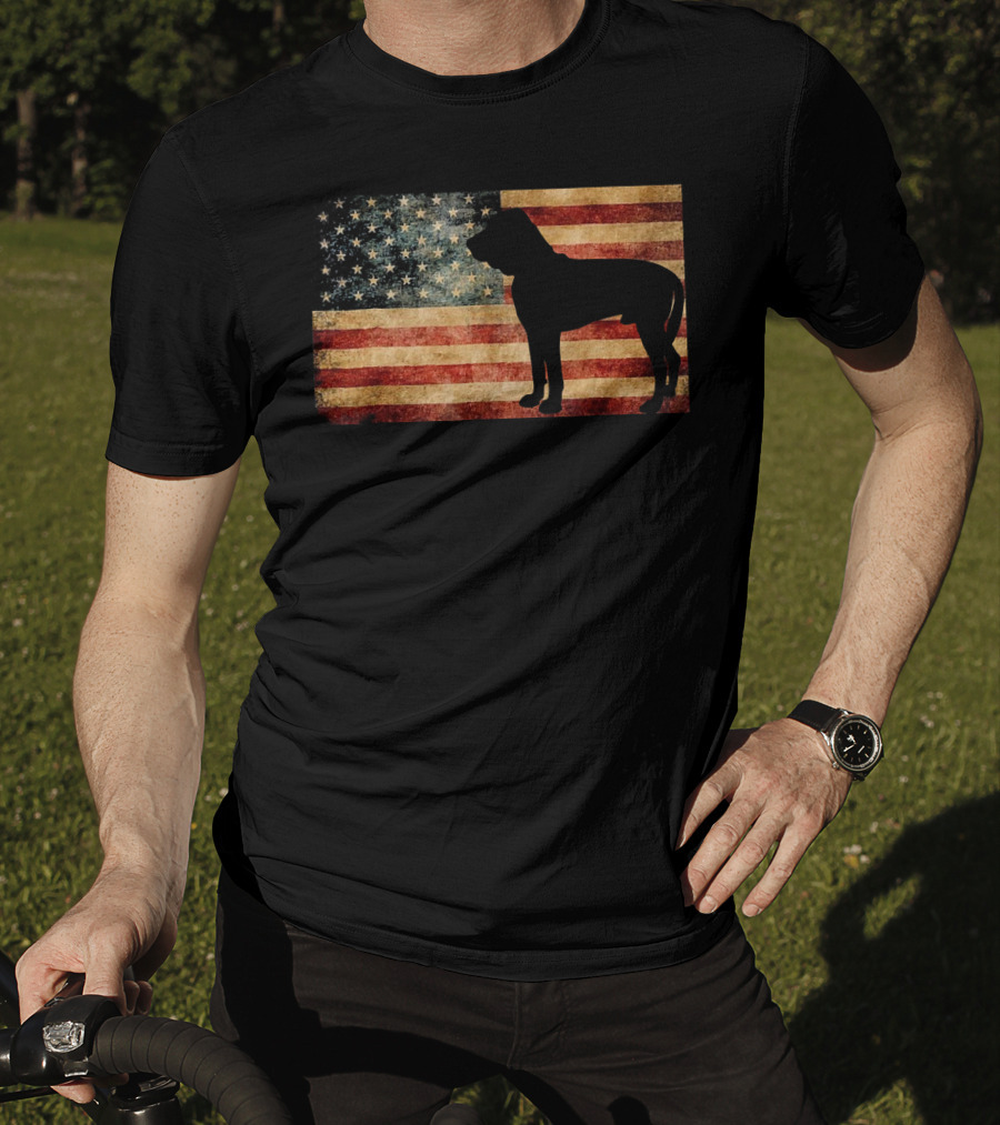 American Flag Bloodhound Silhouette On Vintage Patriot Background T-Shirt