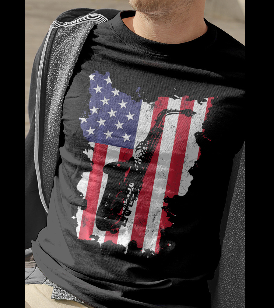 Saxophone USA Flag America Instrument T-Shirt