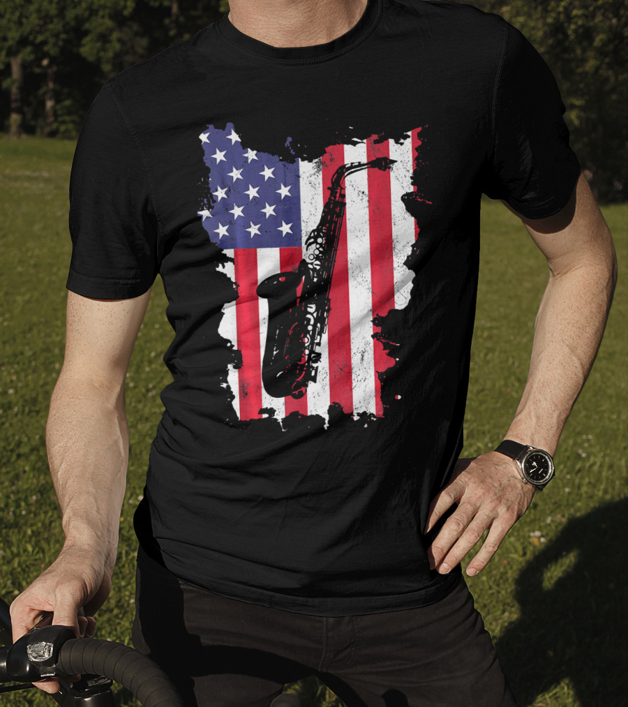 Saxophone USA Flag America Instrument T-Shirt
