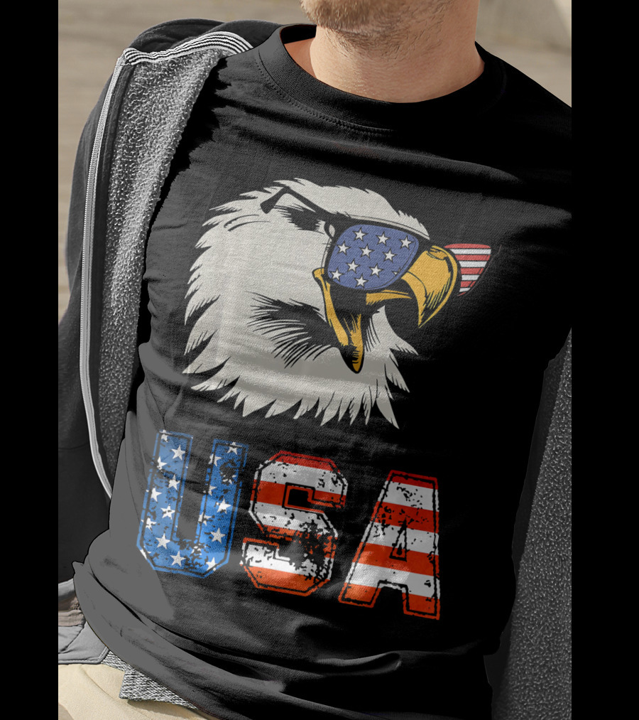 USA Patriotic Eagle American Eagle Flag Sunglasses T-Shirt
