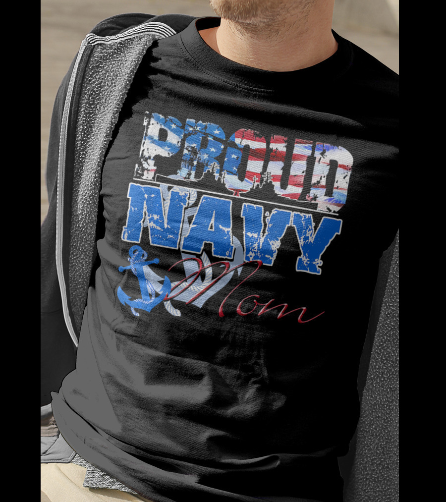 Proud Navy Mom Patriotic Sailor Anchor Graphics T-Shirt