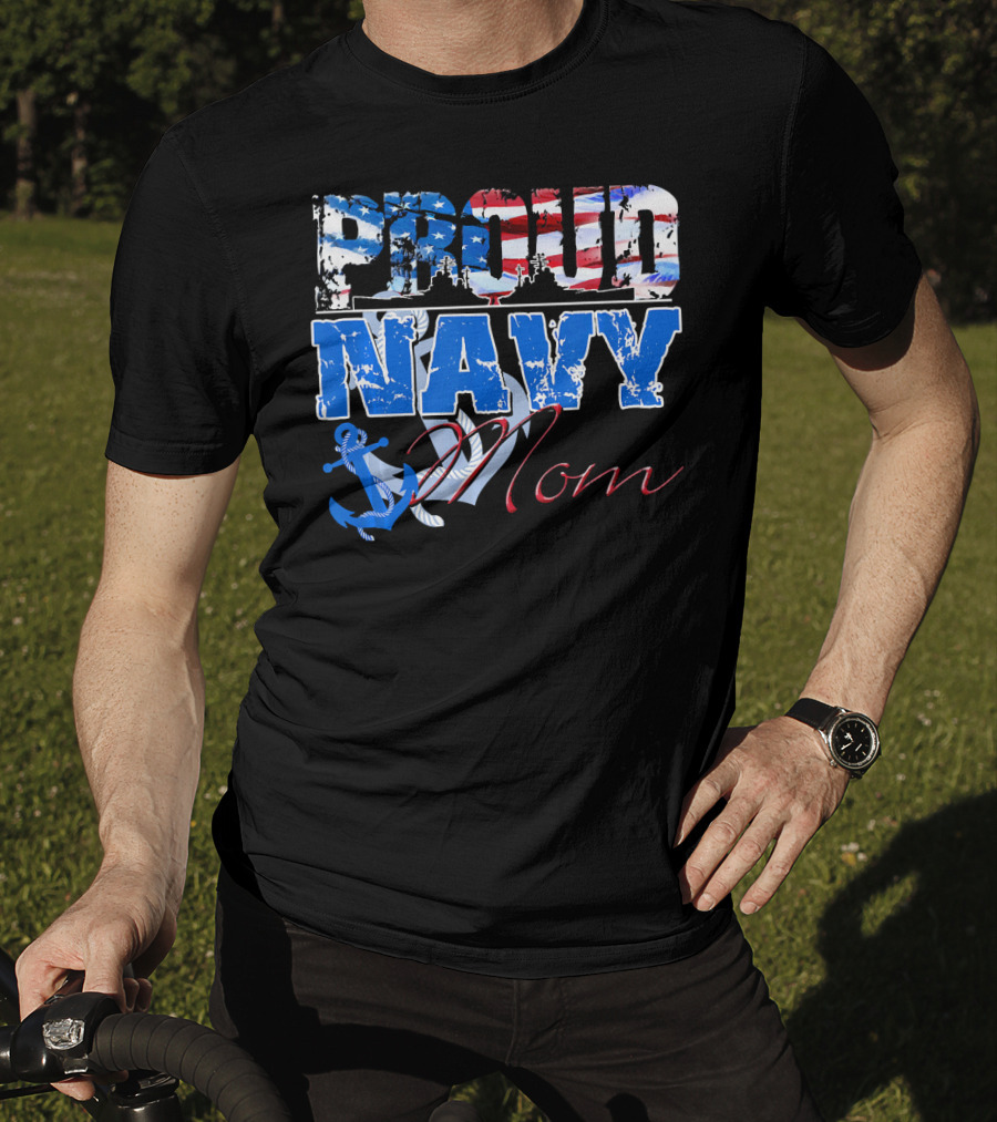 Proud Navy Mom Patriotic Sailor Anchor Graphics T-Shirt