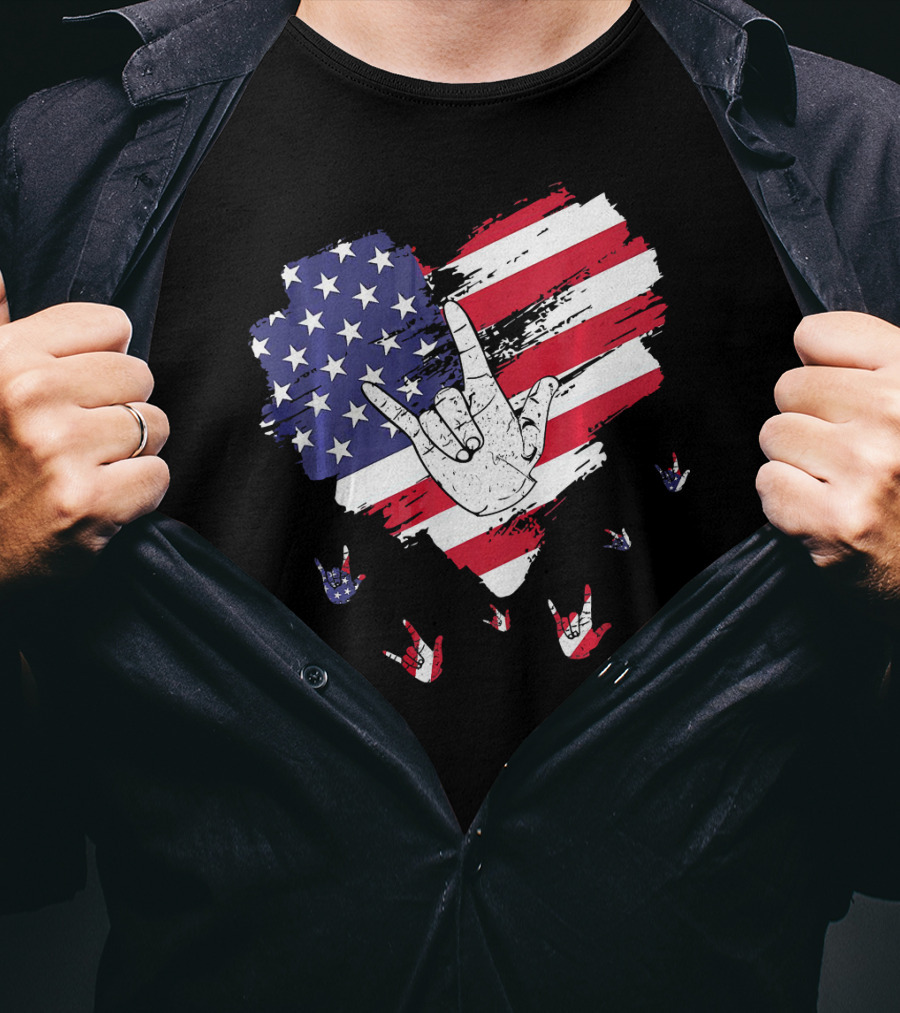 I Love You American Sign Language Hand Shape Heart With USA Flag Colors T-Shirt