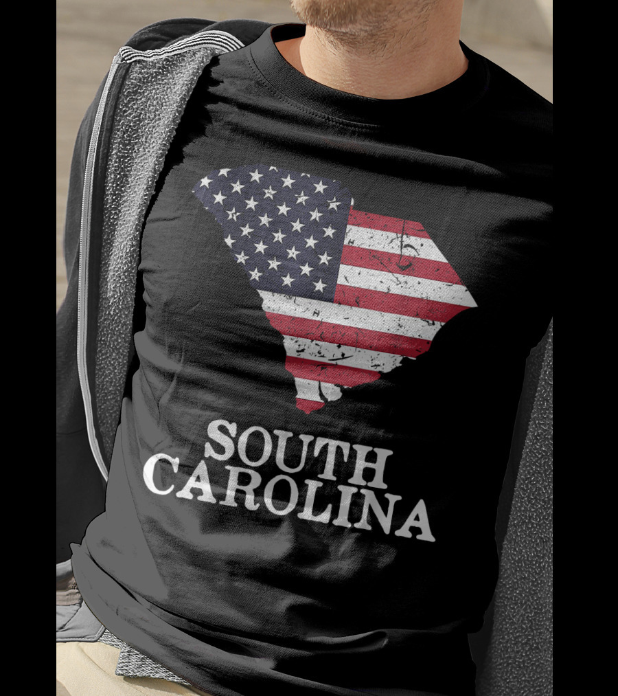 South Carolina Map With American Flag T-Shirt