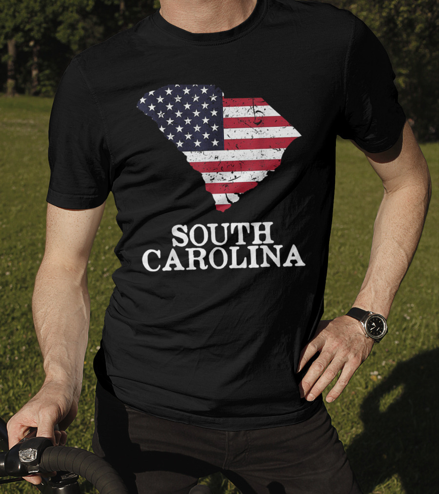 South Carolina Map With American Flag T-Shirt