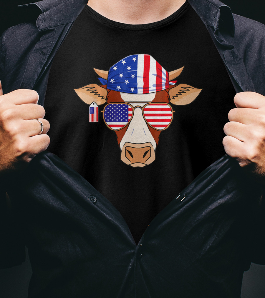 Cow Wearing American Flag Bandana And Sunglasses Fourth Of July Patriotic American T-Shirt