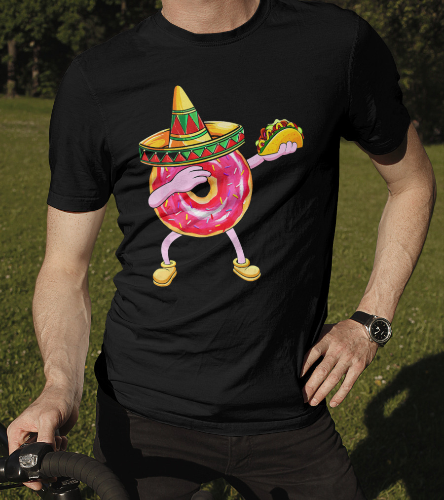 Fun Cinco De Mayo Dabbing Donut Sombrero Taco Party T-Shirt
