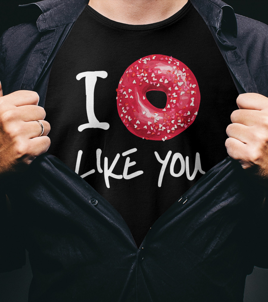 I Doughnut Like You Donut Funny Men Red Sprinkled Heart Doughnut T-Shirt