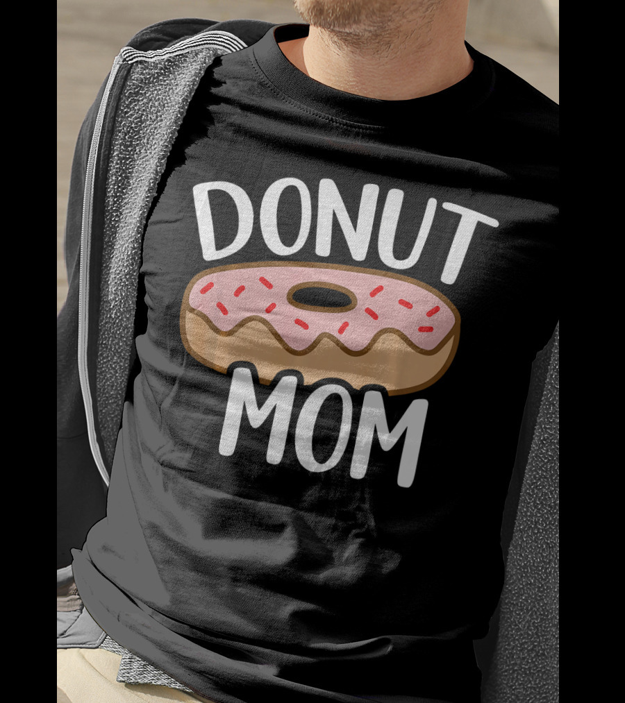 Donut Mom Birthday Party T-Shirt