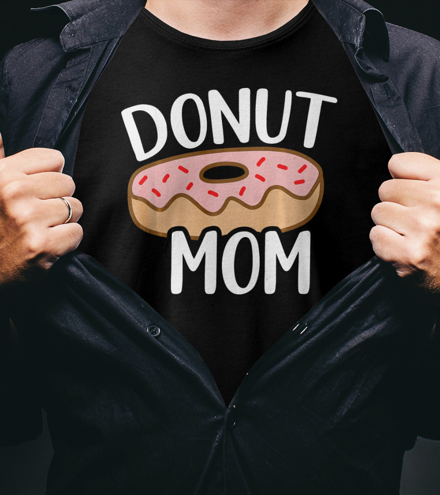 Donut Mom Birthday Party T-Shirt