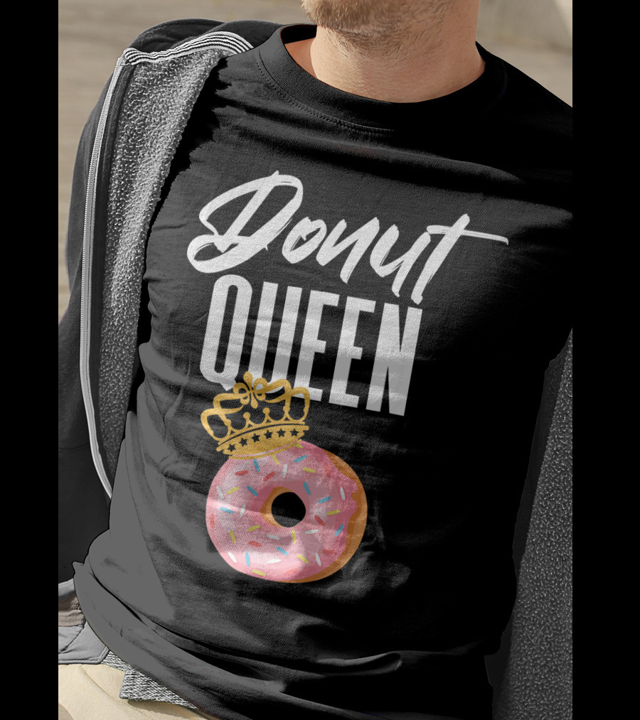 Donut Queen Sprinkled Women And Girls Pink Donut With Crown T-Shirt