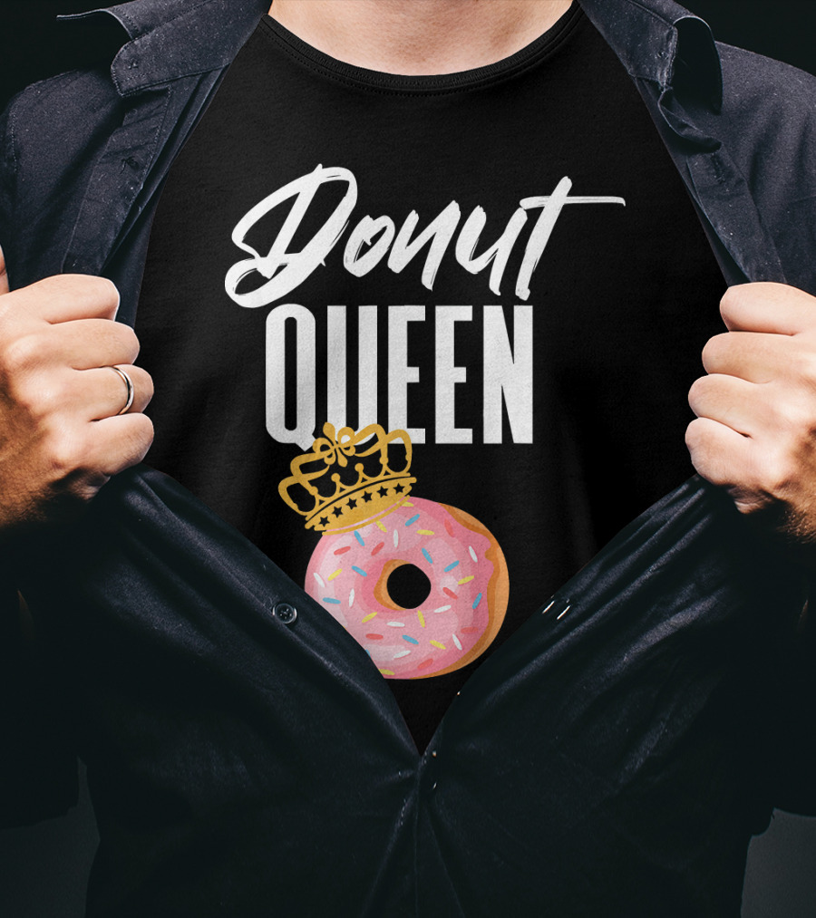 Donut Queen Sprinkled Women And Girls Pink Donut With Crown T-Shirt