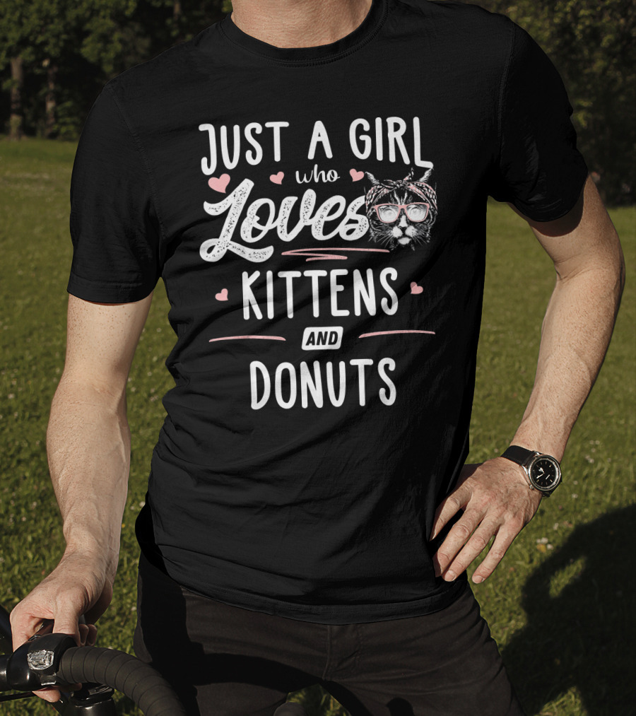 Just A Girl Who Loves Kittens And Donuts With Cat Wearing Glasses T-Shirt